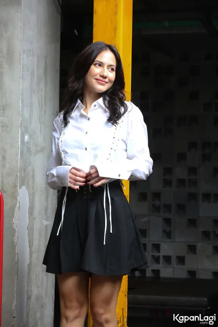 Foto Pevita Pearce