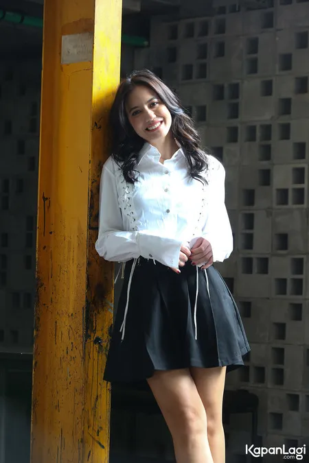 Foto Pevita Pearce