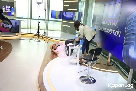 Foto Pinkan Mambo