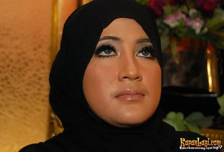 Foto Pipik Dian Irawati