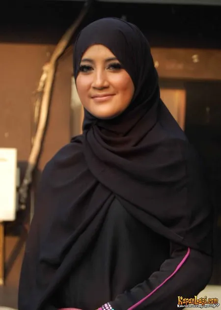 Foto Pipik Dian Irawati