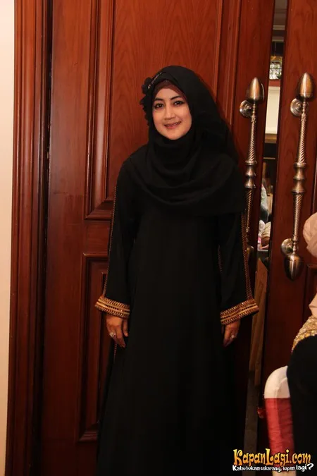 Foto Pipik Dian Irawati