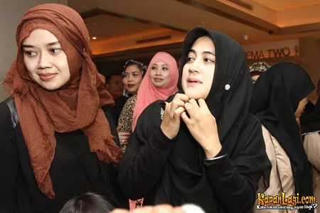 Foto Pipik Dian Irawati