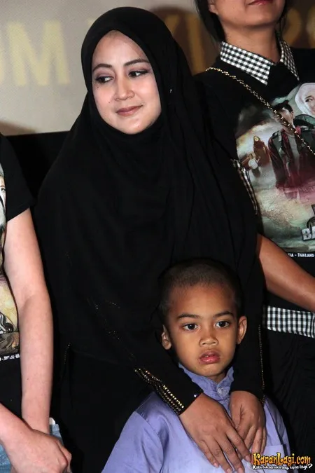 Foto Pipik Dian Irawati