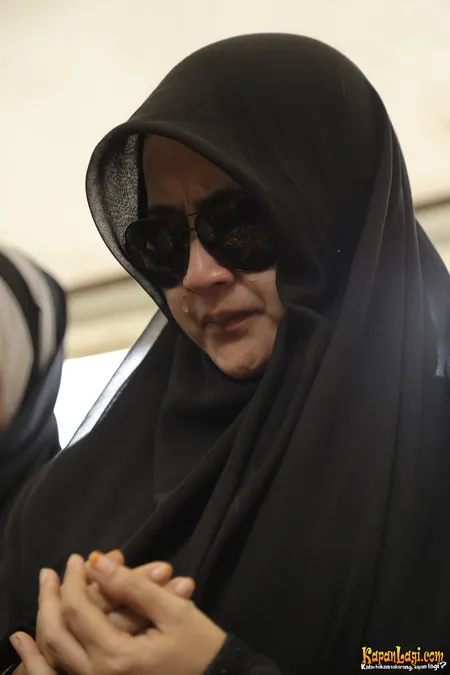 Foto Pipik Dian Irawati