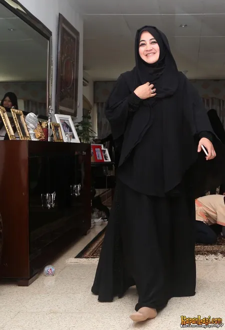 Foto Pipik Dian Irawati