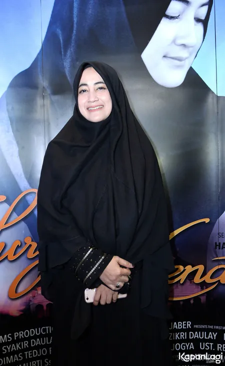 Foto Pipik Dian Irawati