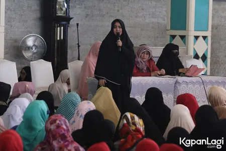 Foto Pipik Dian Irawati