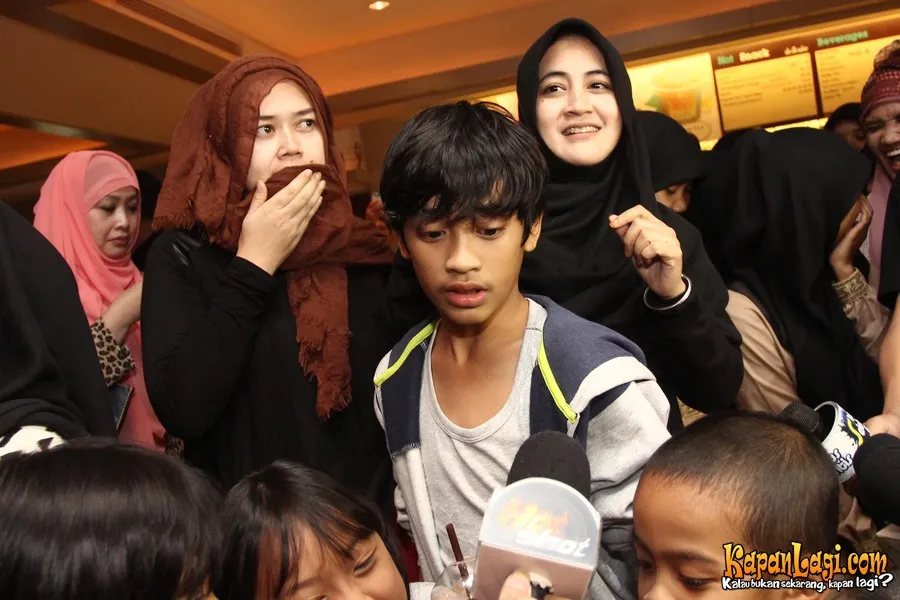 Kini Pipik dan anak-anaknya masih tinggal di sebuah apartemen, | Foto: KapanLagi.com