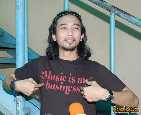 Foto Piyu Padi