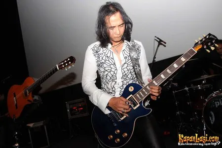 Foto Piyu Padi