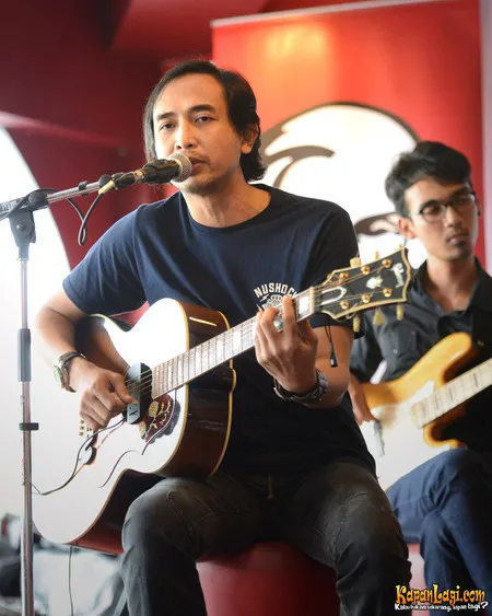 Foto Piyu Padi