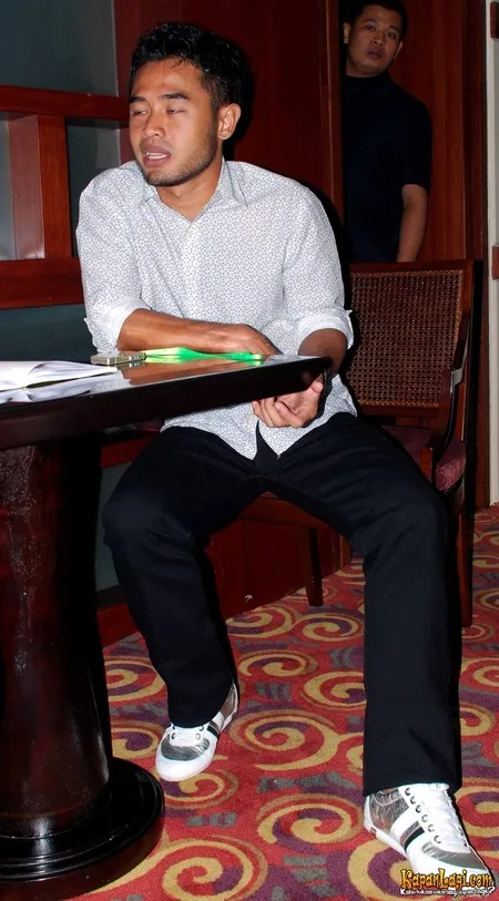 Foto Ponaryo Astaman