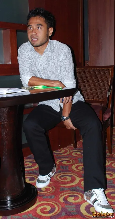 Foto Ponaryo Astaman