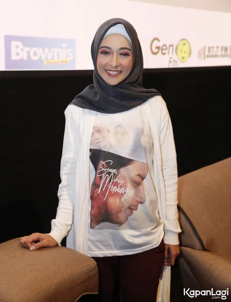Foto Poppy Bunga