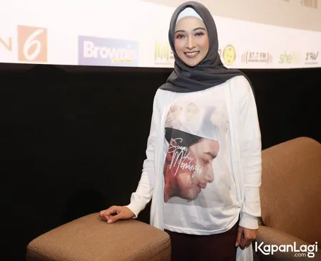 Foto Poppy Bunga