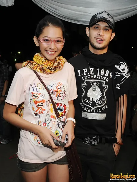 Foto Poppy Bunga