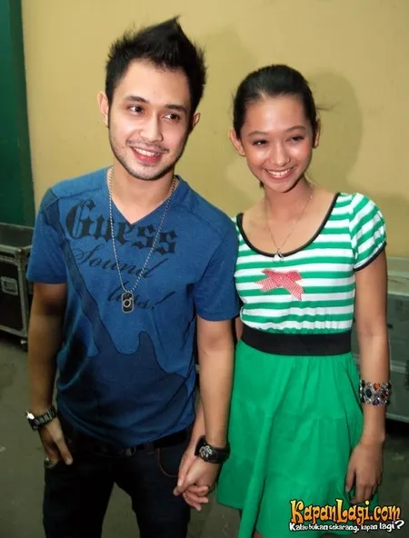 Foto Poppy Bunga