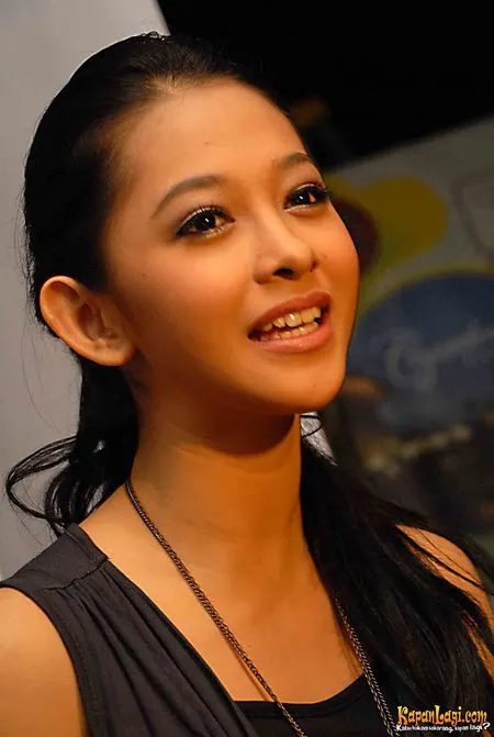 Foto Poppy Bunga