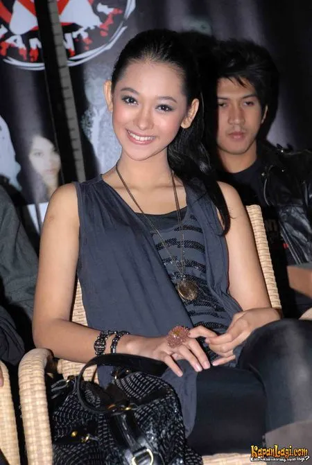 Foto Poppy Bunga