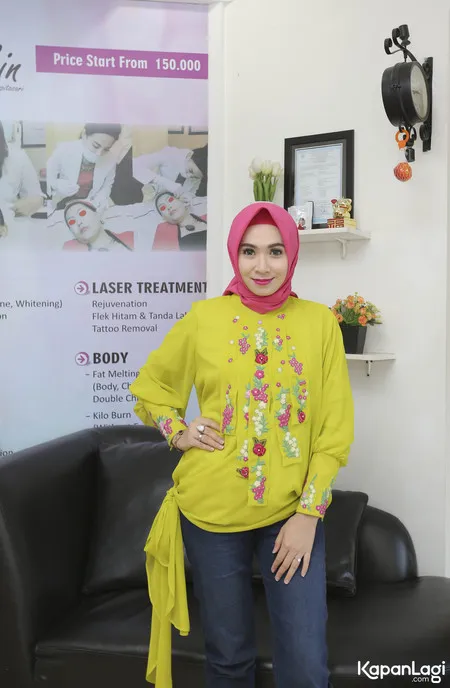 Foto Poppy Putri