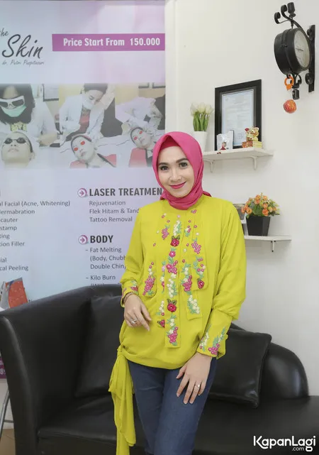 Foto Poppy Putri