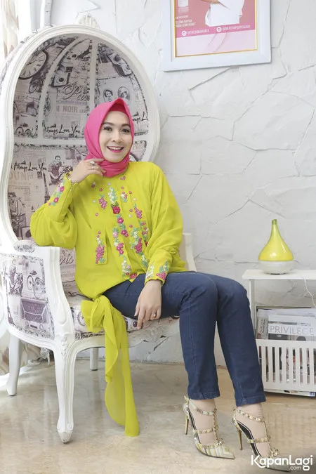 Foto Poppy Putri