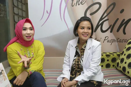 Foto Poppy Putri