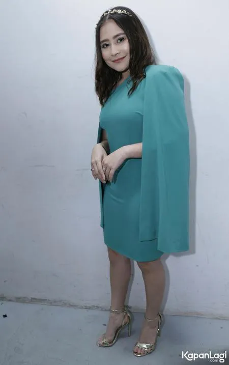 Foto Prilly Latuconsina