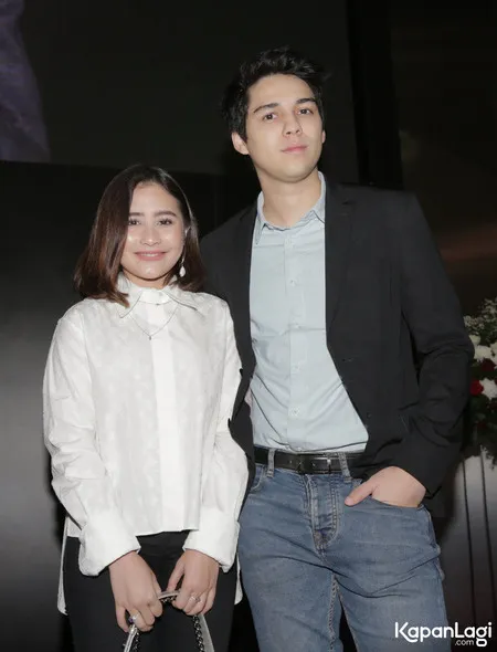 Foto Prilly Latuconsina