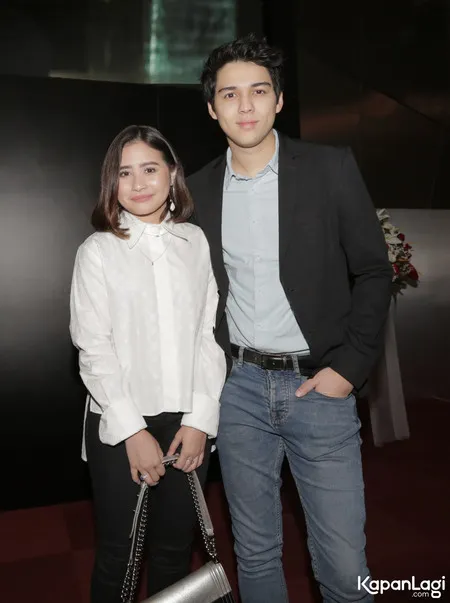 Foto Prilly Latuconsina
