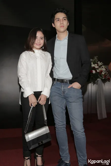 Foto Prilly Latuconsina