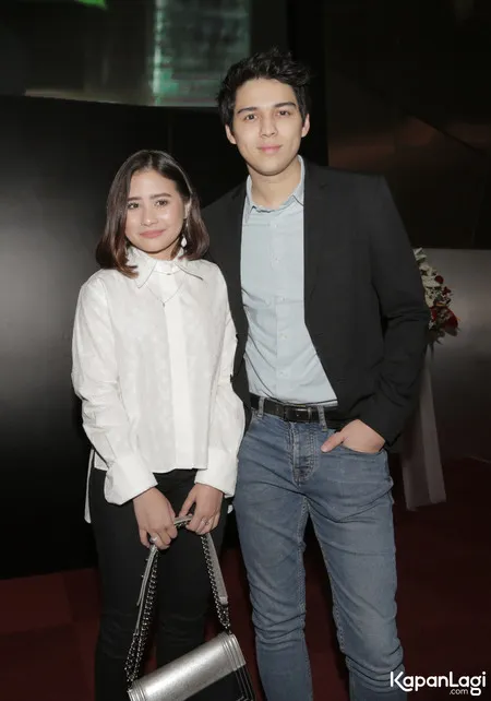 Foto Prilly Latuconsina