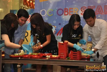 Foto Prilly Latuconsina
