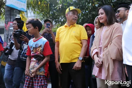 Foto Prilly Latuconsina