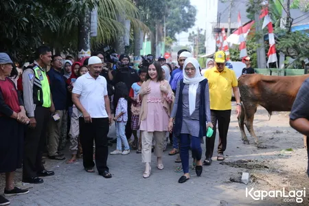 Foto Prilly Latuconsina