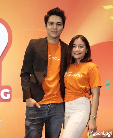 Foto Prilly Latuconsina