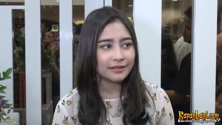Foto Prilly Latuconsina