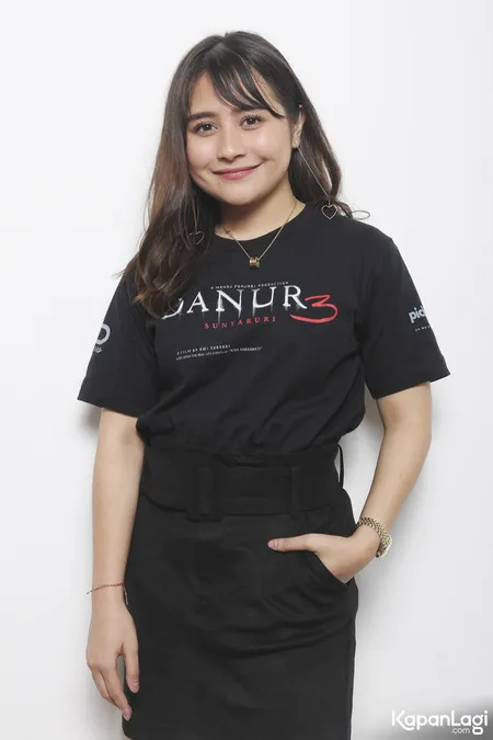 Foto Prilly Latuconsina