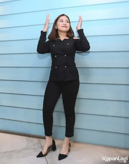 Foto Prilly Latuconsina