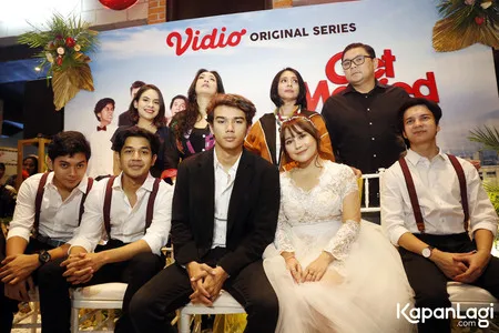 Foto Prilly Latuconsina