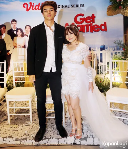 Foto Prilly Latuconsina