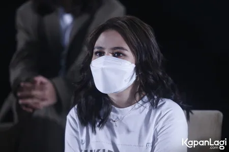 Foto Prilly Latuconsina