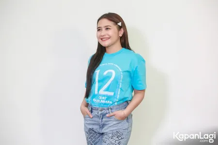 Foto Prilly Latuconsina