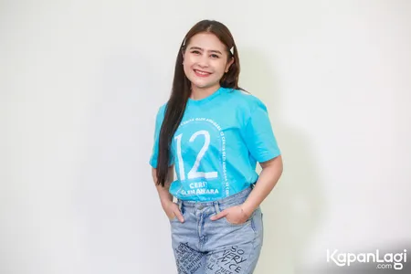 Foto Prilly Latuconsina