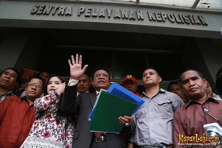 Foto Prilly Latuconsina