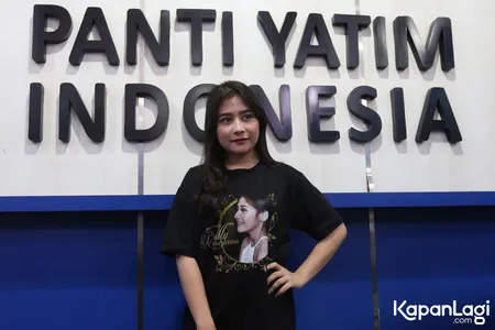 Foto Prilly Latuconsina