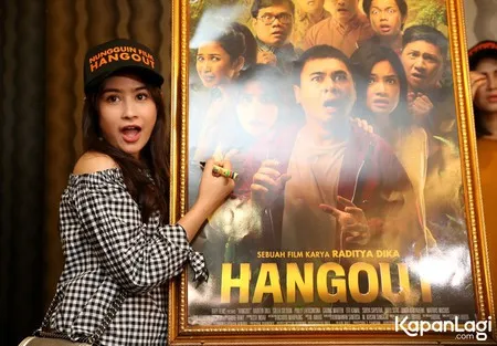 Foto Prilly Latuconsina