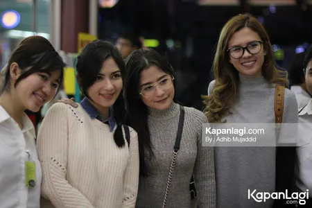 Foto Prilly Latuconsina