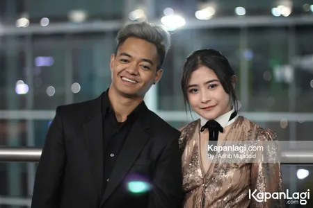 Foto Prilly Latuconsina